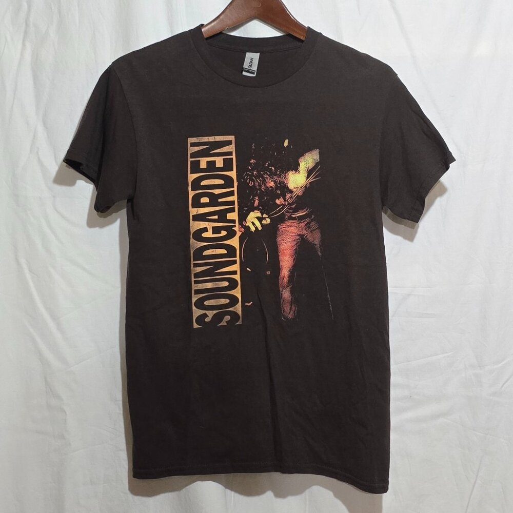Vtg Gildan Heavy Cotton SOUNDGARDEN Louder Than Love SS Crewneck - Brown - Sz S*